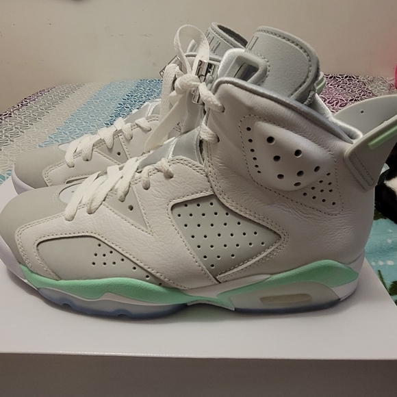 Women's Air jordan 6 retro - Picture 5 of 7